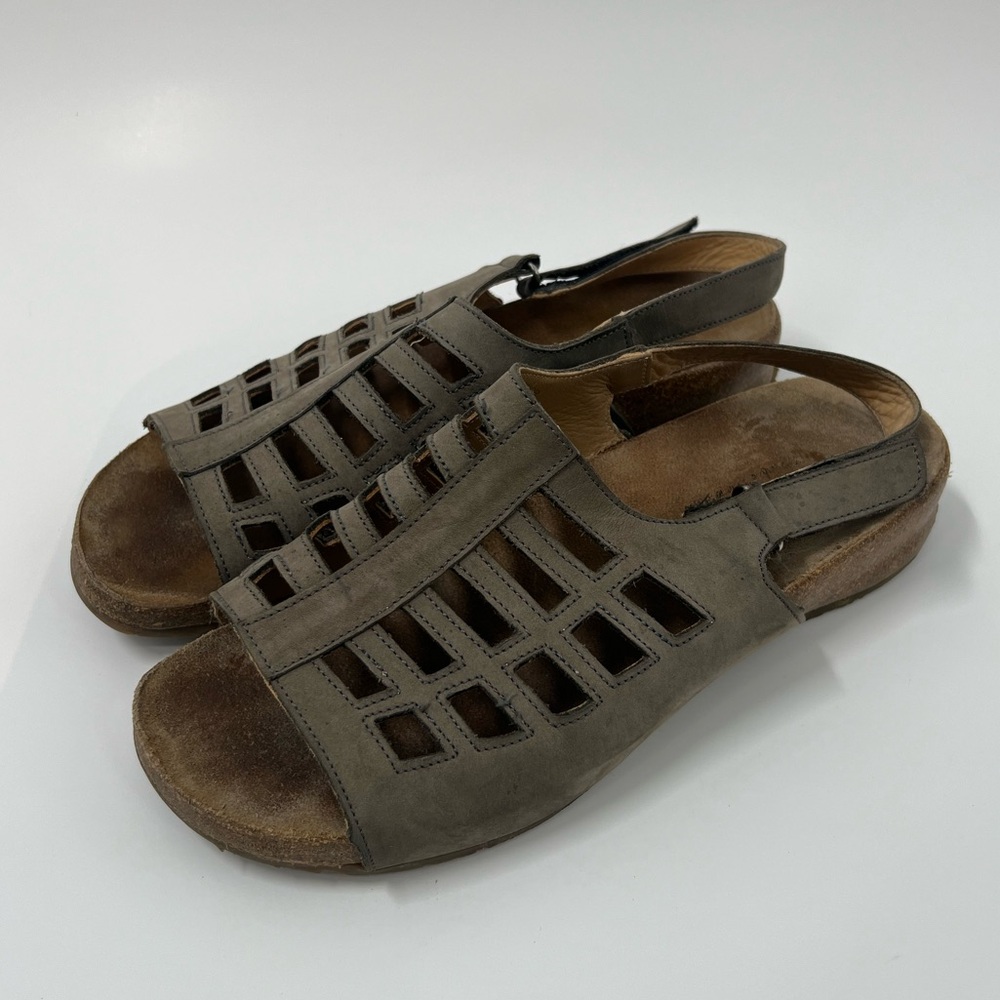 Haflinger leather sandal